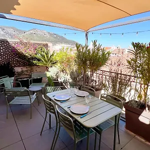 Apartment 2 Pieces Avec Grande Terrasse - Centre De